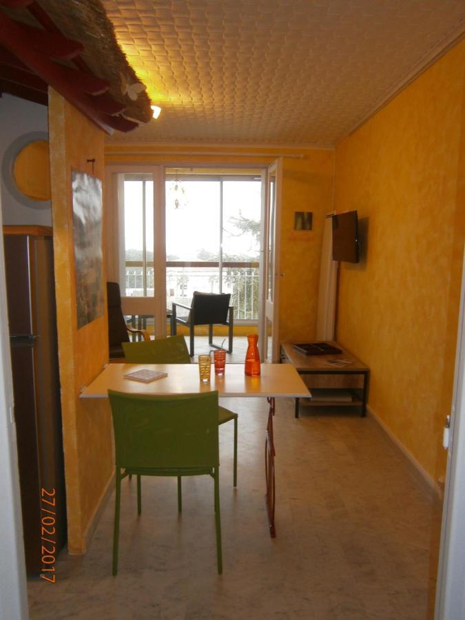Agreable Studio Avec Cave Et Parking Privatif 라시오타 외부 사진